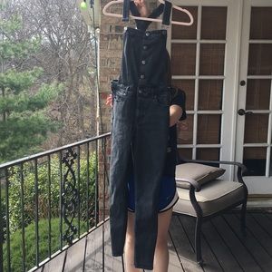 ✨Black long overalls✨